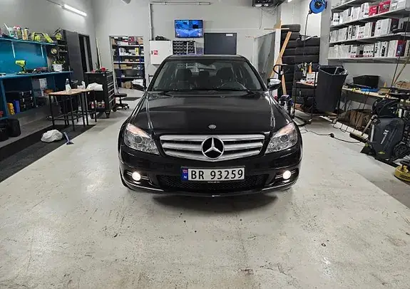 Mercedes-Benz C 200 D 2008 photo 3