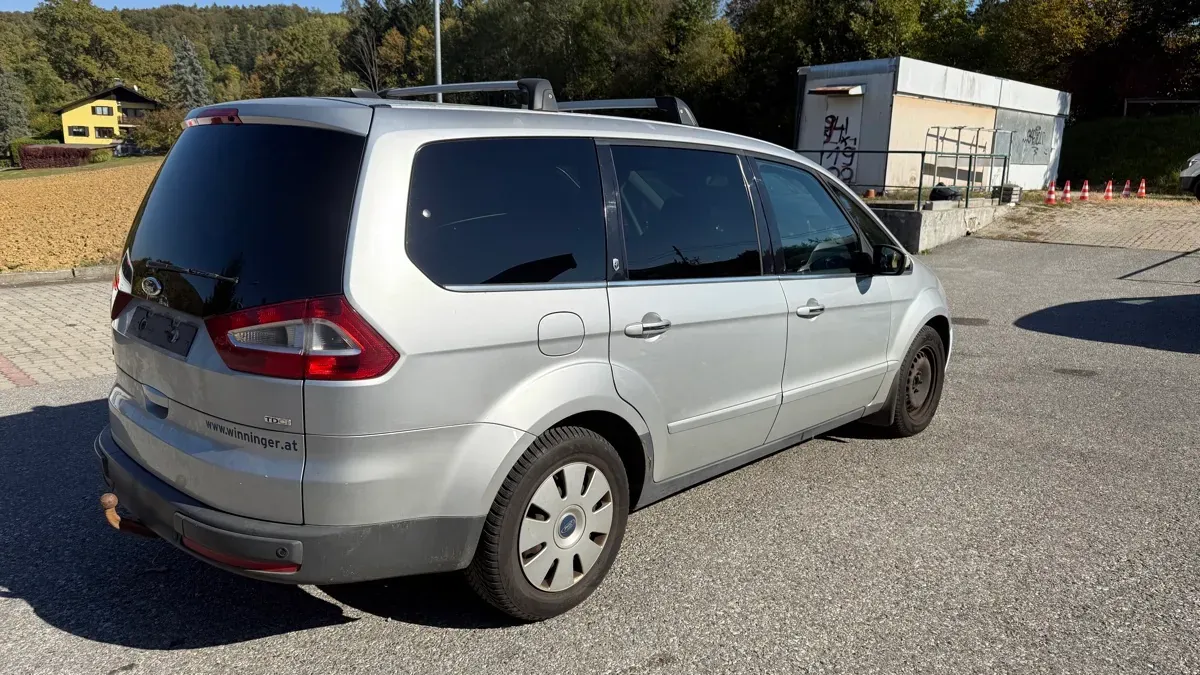Ford Galaxy 2007 photo 3