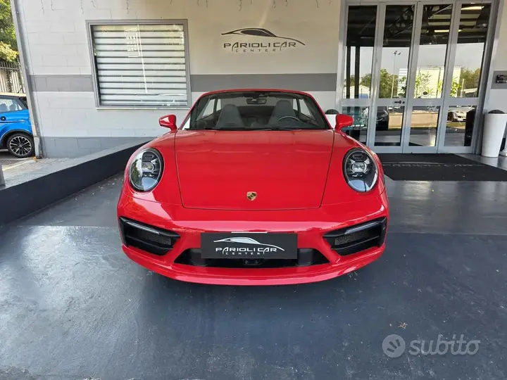 Porsche 911 2020 photo 2