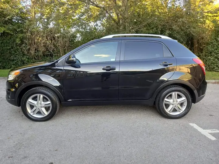KG Mobility Korando 2015 photo 4