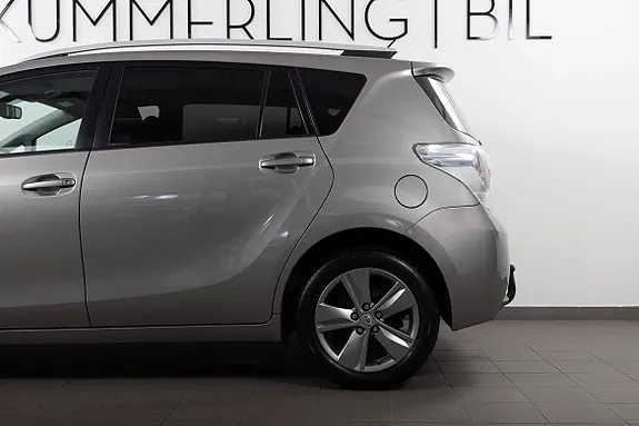 Toyota Verso 2015 photo 5
