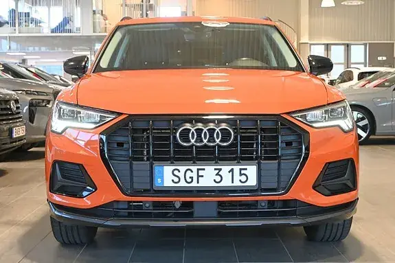 Audi Q3 2019 photo 5