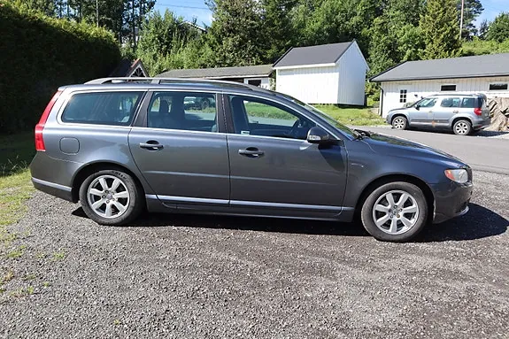Volvo V70 2011 photo 3