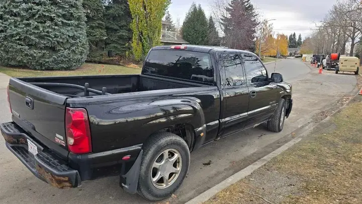 GMC Sierra 2004 photo 4