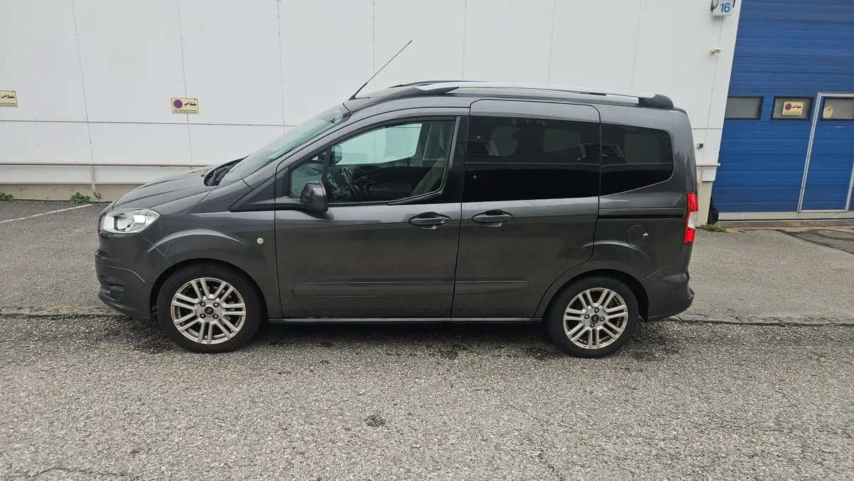 Ford Tourneo 2017 photo 3