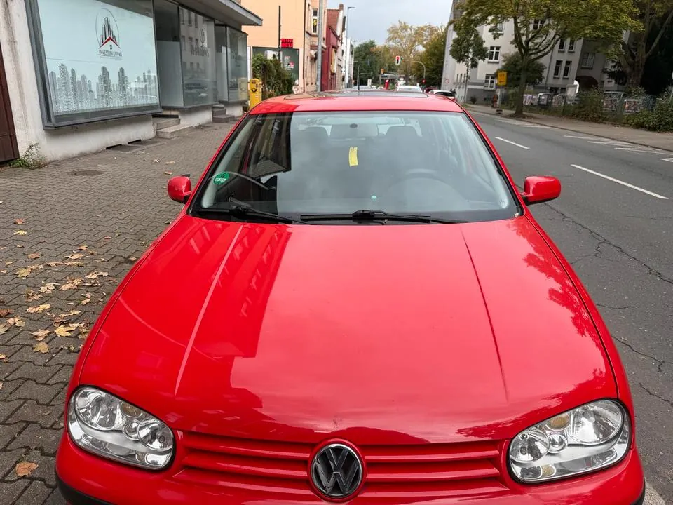 Volkswagen Golf