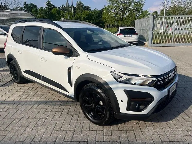 Dacia Jogger 2023 photo 2