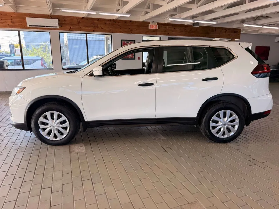 Nissan Rogue 2018 photo 2