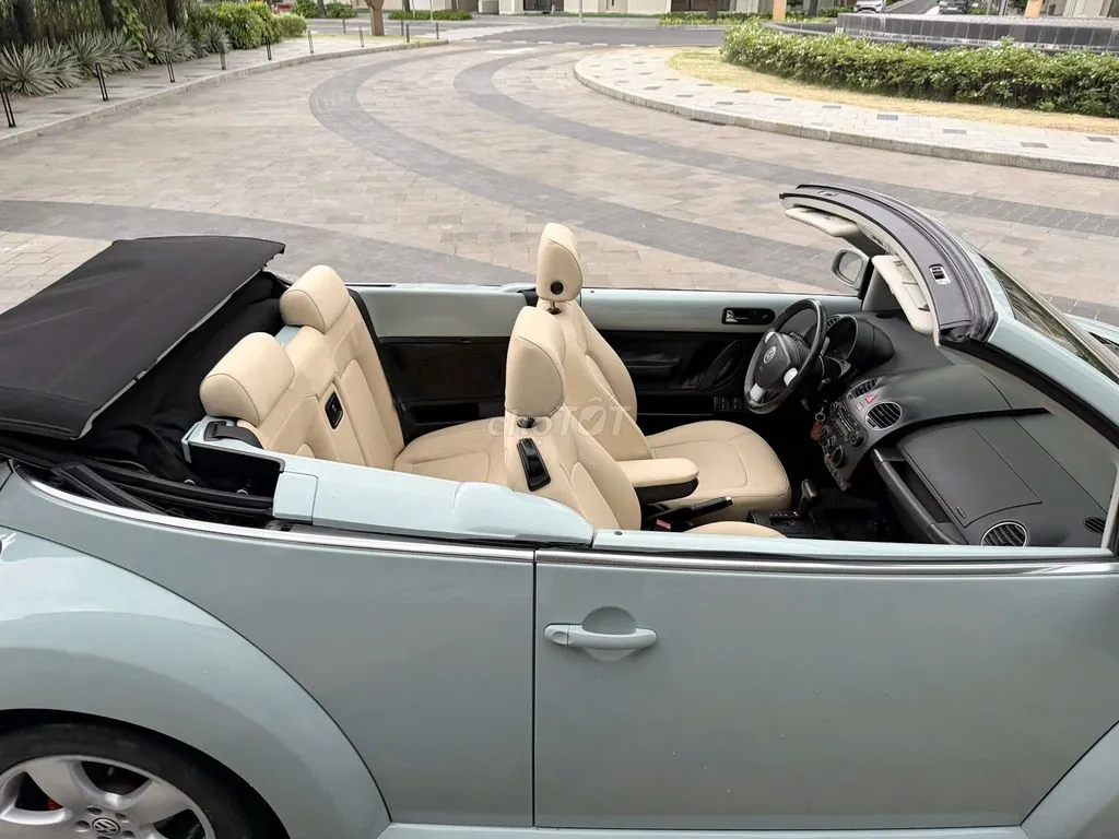 Volkswagen New Beetle 2006 photo 5