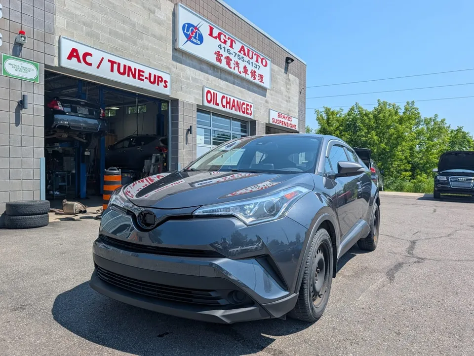 Toyota C-Hr 2019 photo 3