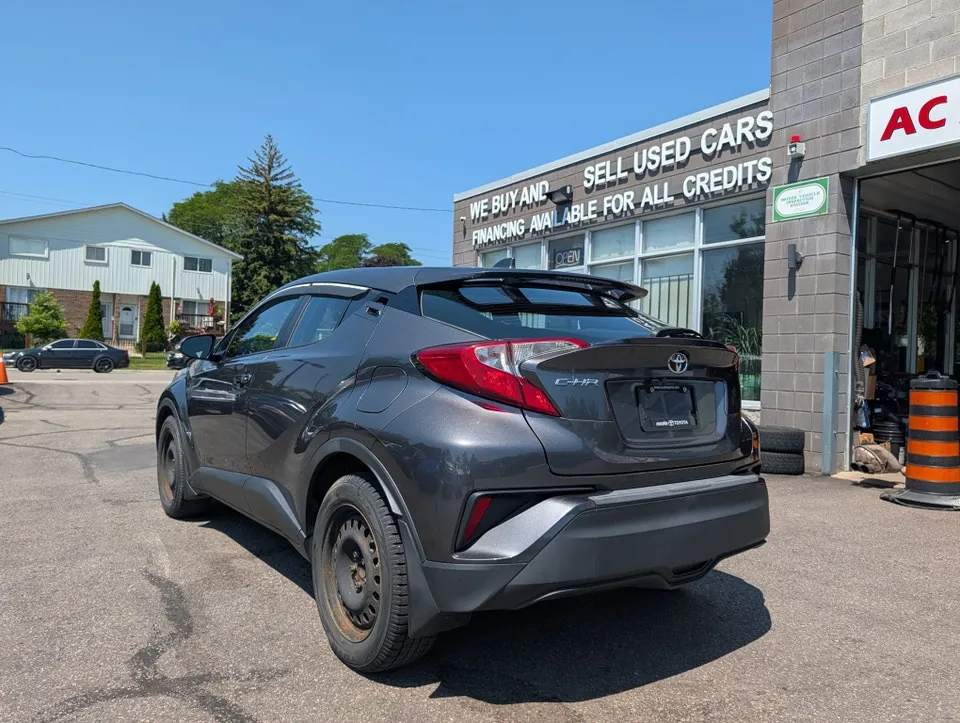 Toyota C-Hr 2019 photo 5