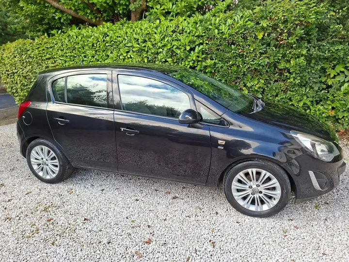 Vauxhall Corsa 2014 photo 2