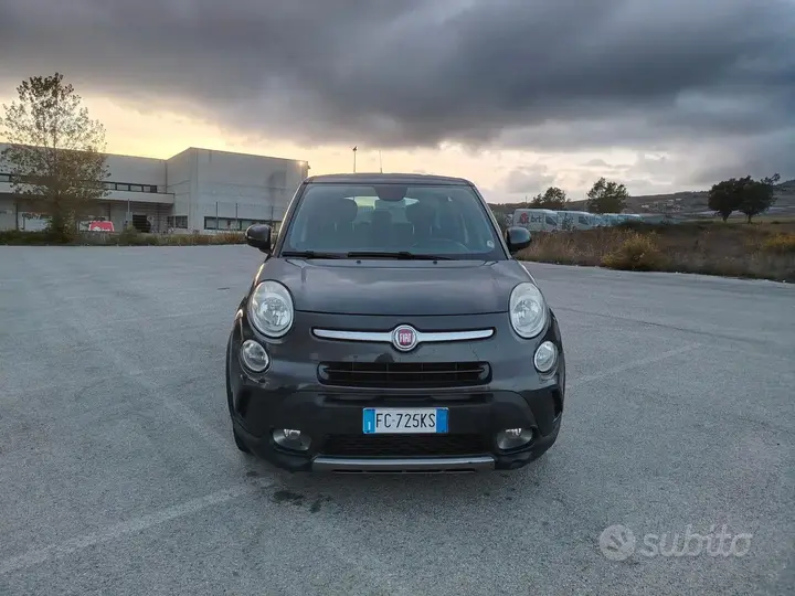 Fiat 500L 2016 photo 2