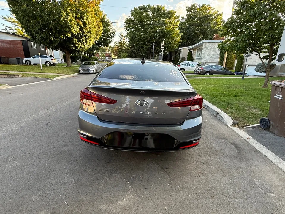 Hyundai Elantra 2020 photo 2