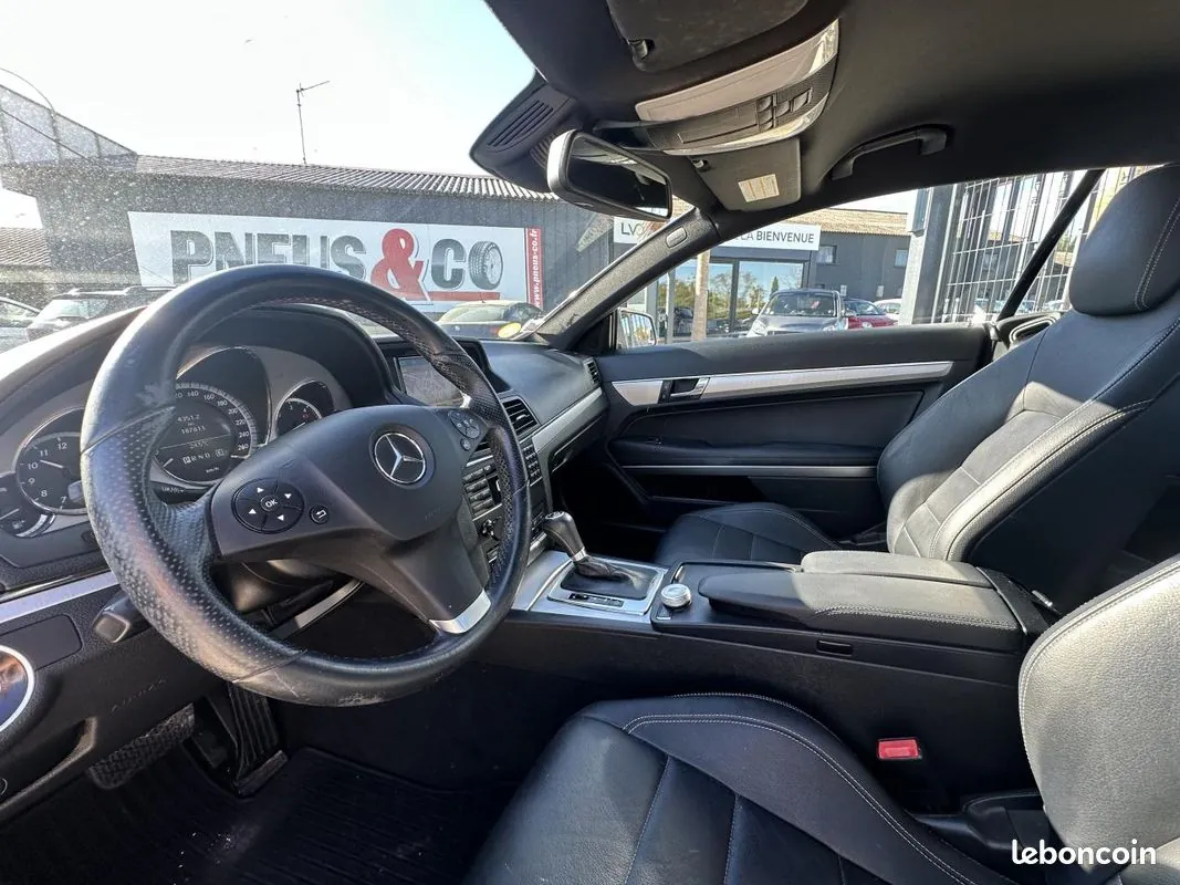 Mercedes-Benz E-Class 2012 photo 5