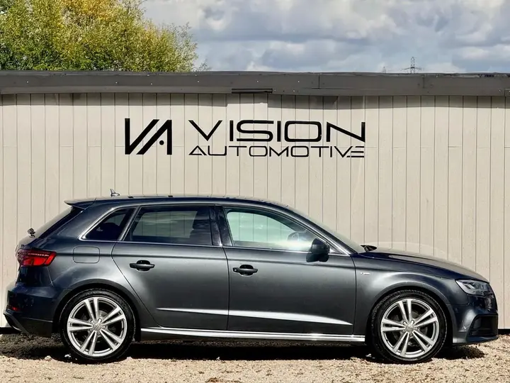 Audi A3 2016 photo 5