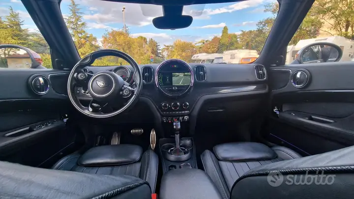 Mini Countryman 2018 photo 3