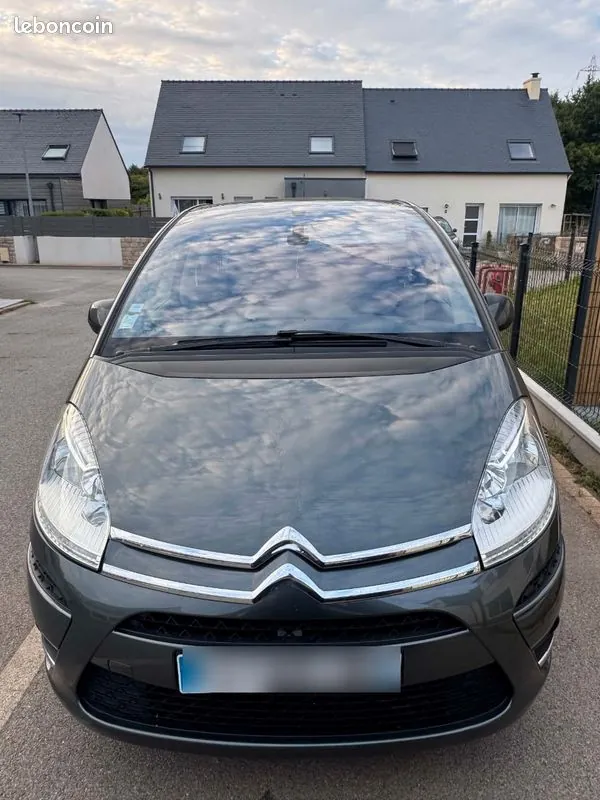 Citroen C4 Picasso 2013 photo 2