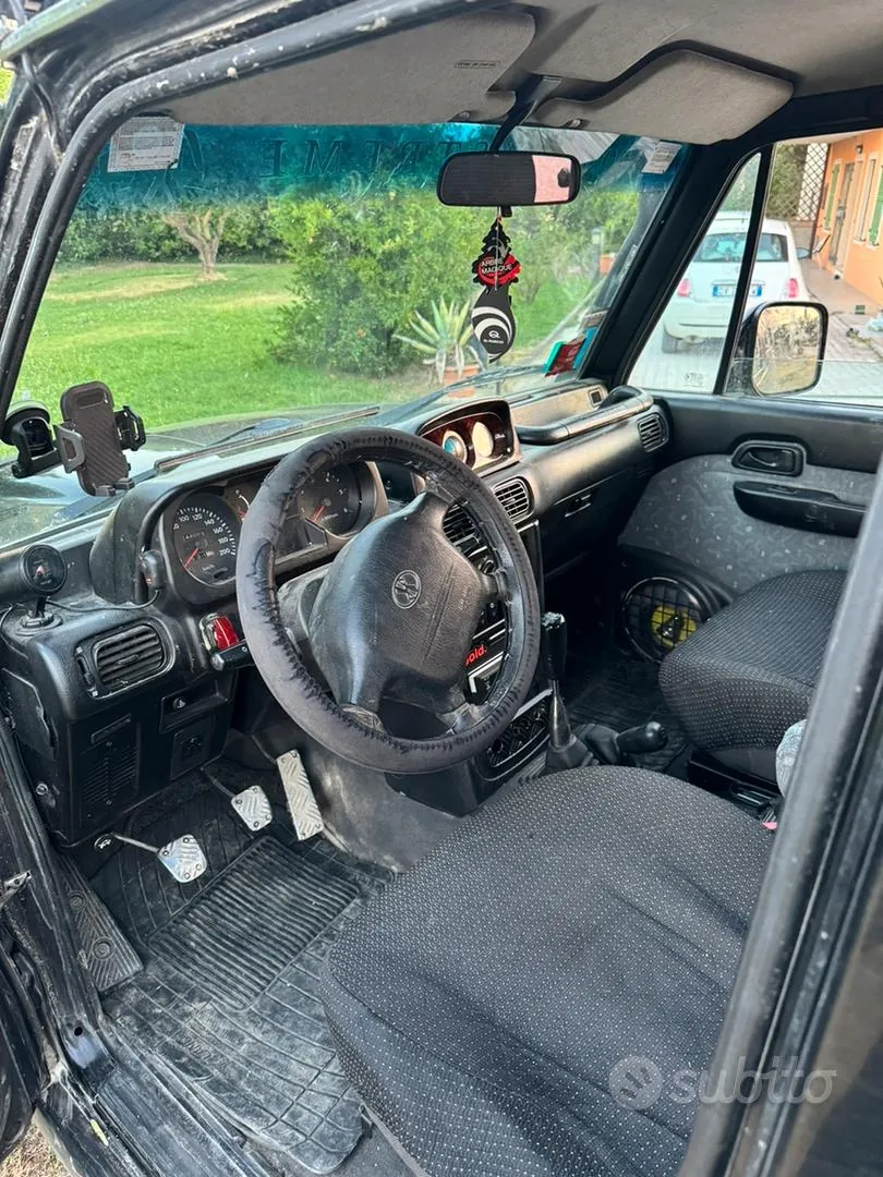 Hyundai Galloper 2000 photo 3