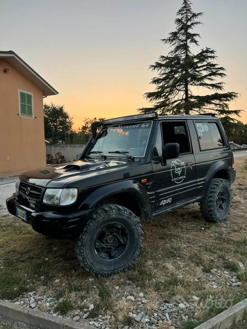 Hyundai Galloper 2000 photo 2