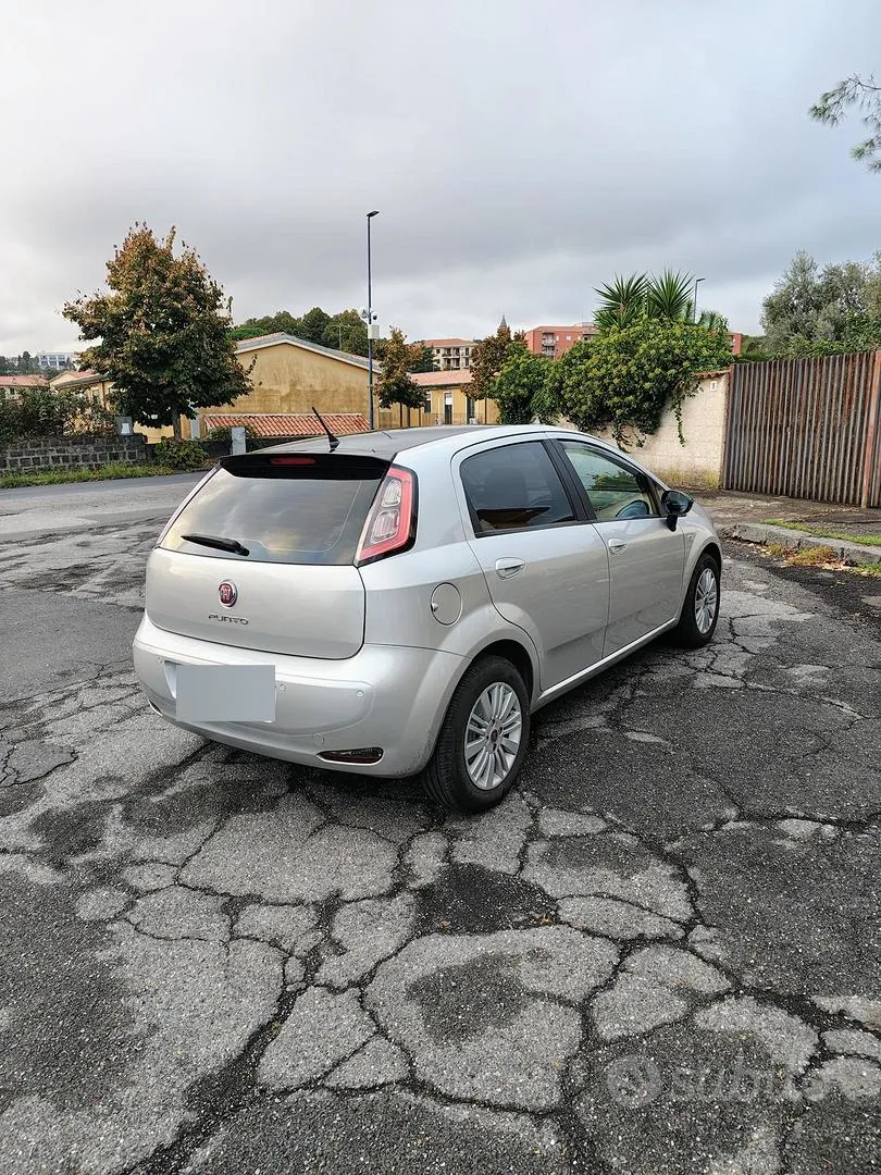 Fiat Punto Evo 2012 photo 3