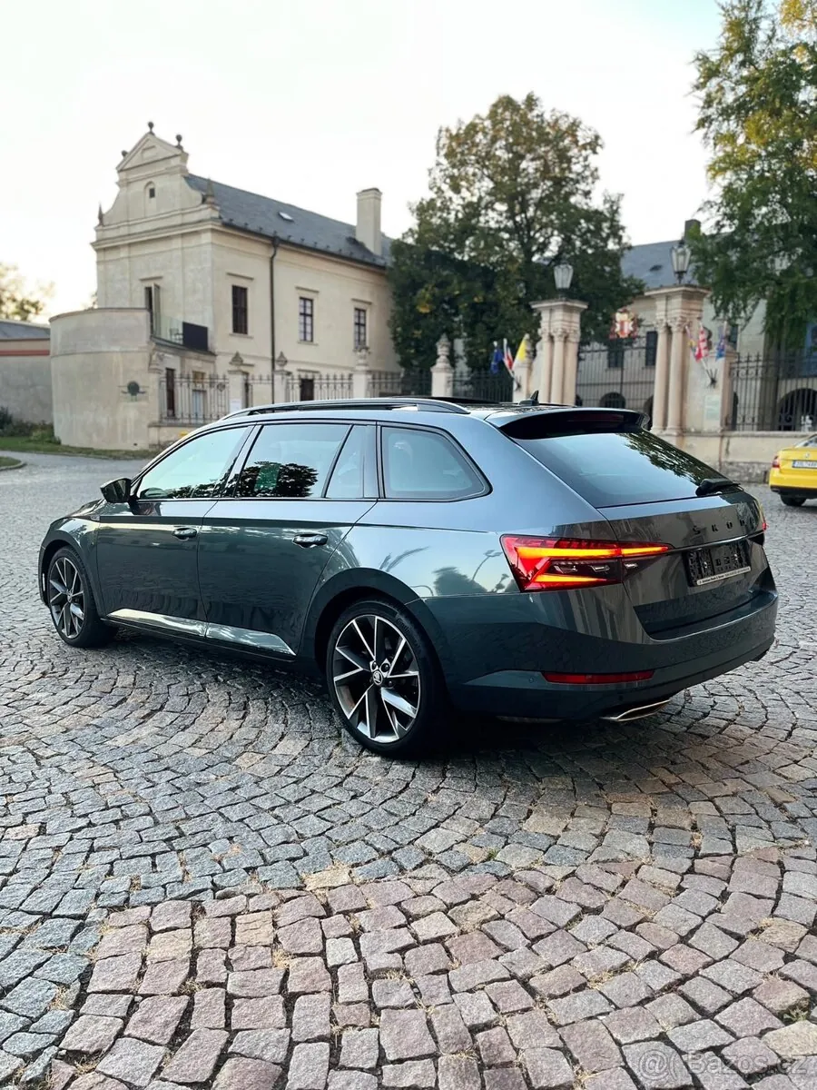Skoda Superb 2021 photo 4
