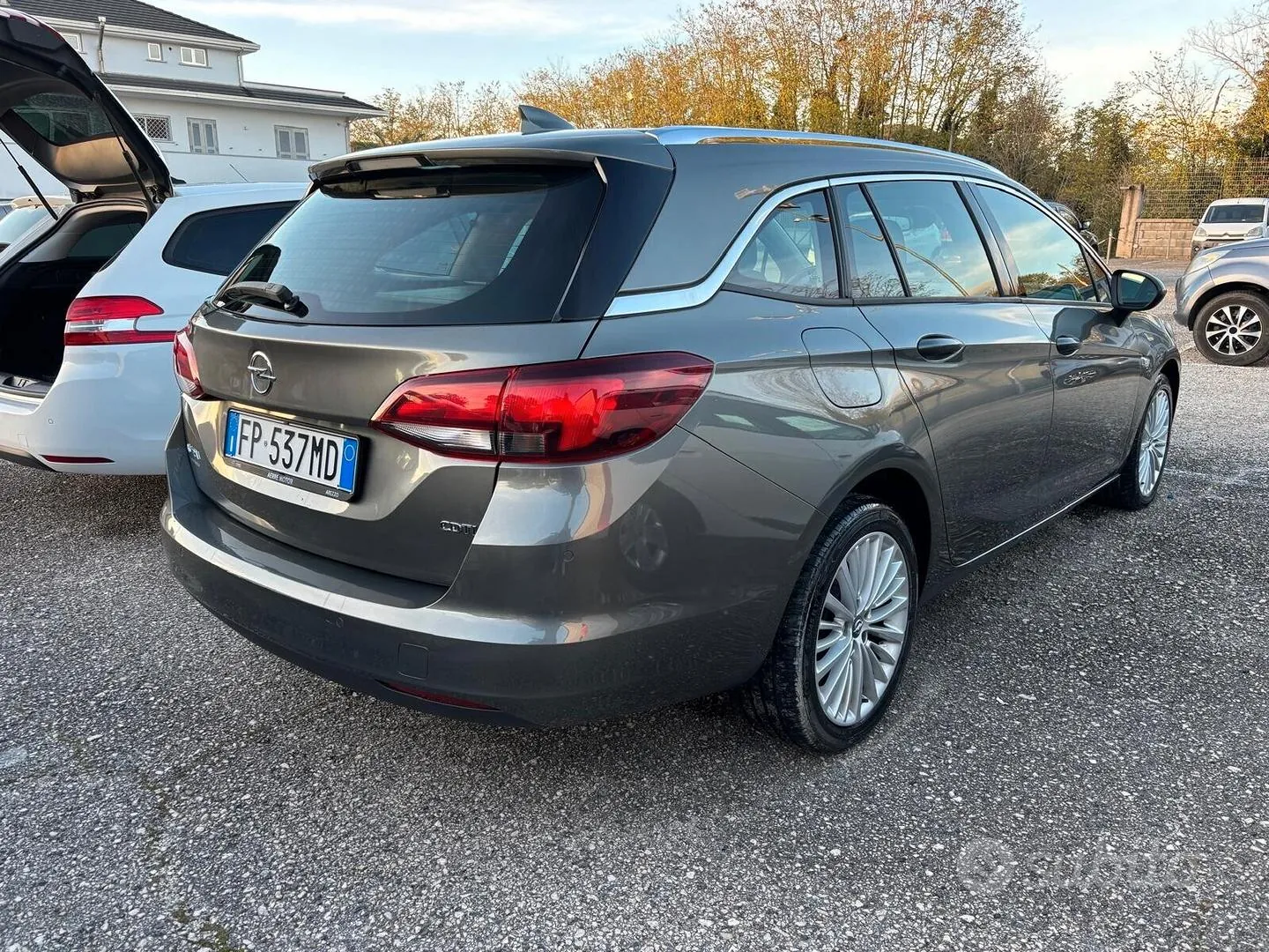 Opel Astra 2018 photo 3