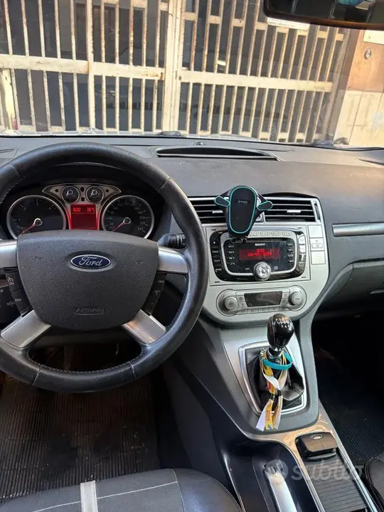 Ford Kuga 2009 photo 3