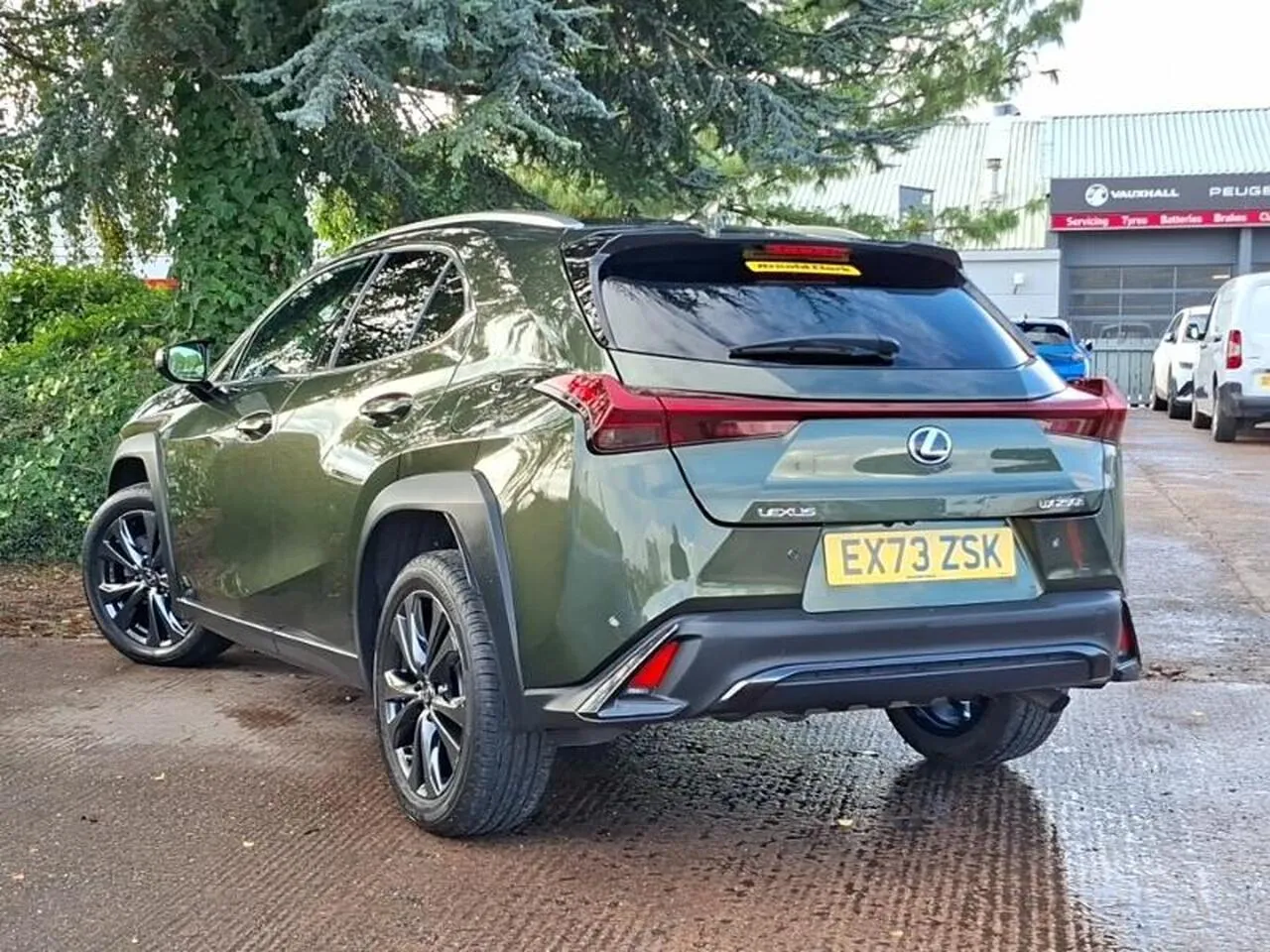 Lexus Ux 2023 photo 2