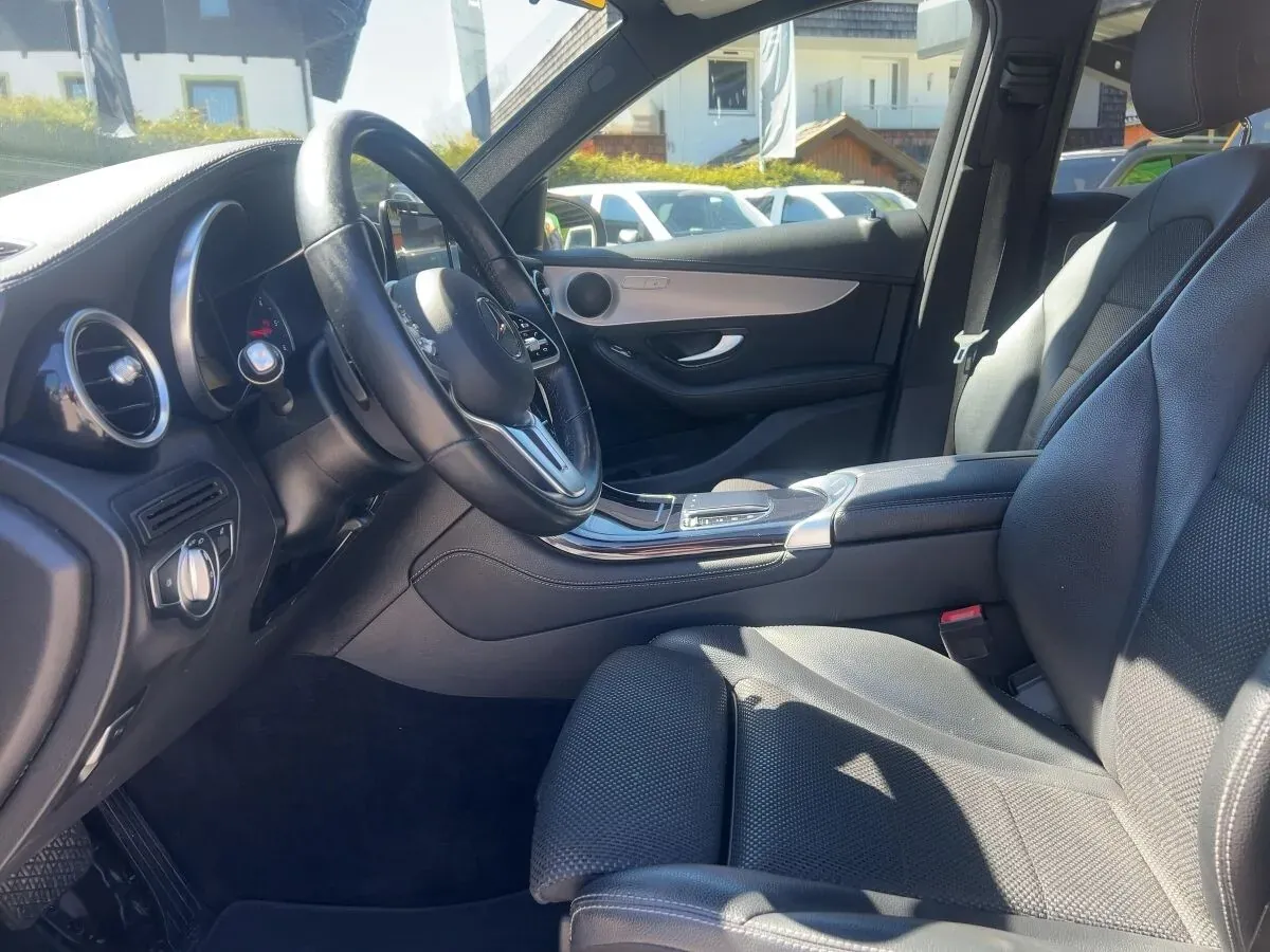Mercedes-Benz Glc 2020 photo 2