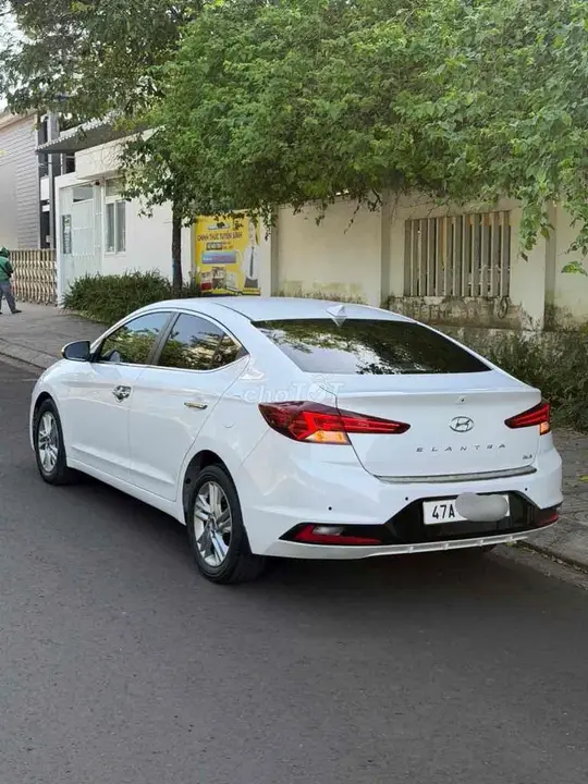 Hyundai Elantra 2020 photo 4