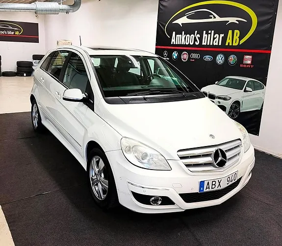 Mercedes-Benz B180 2010 photo 3