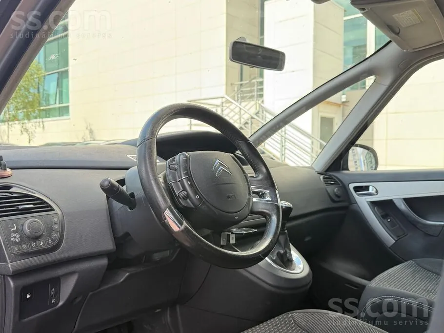 Citroen C4 Picasso 2007 photo 4