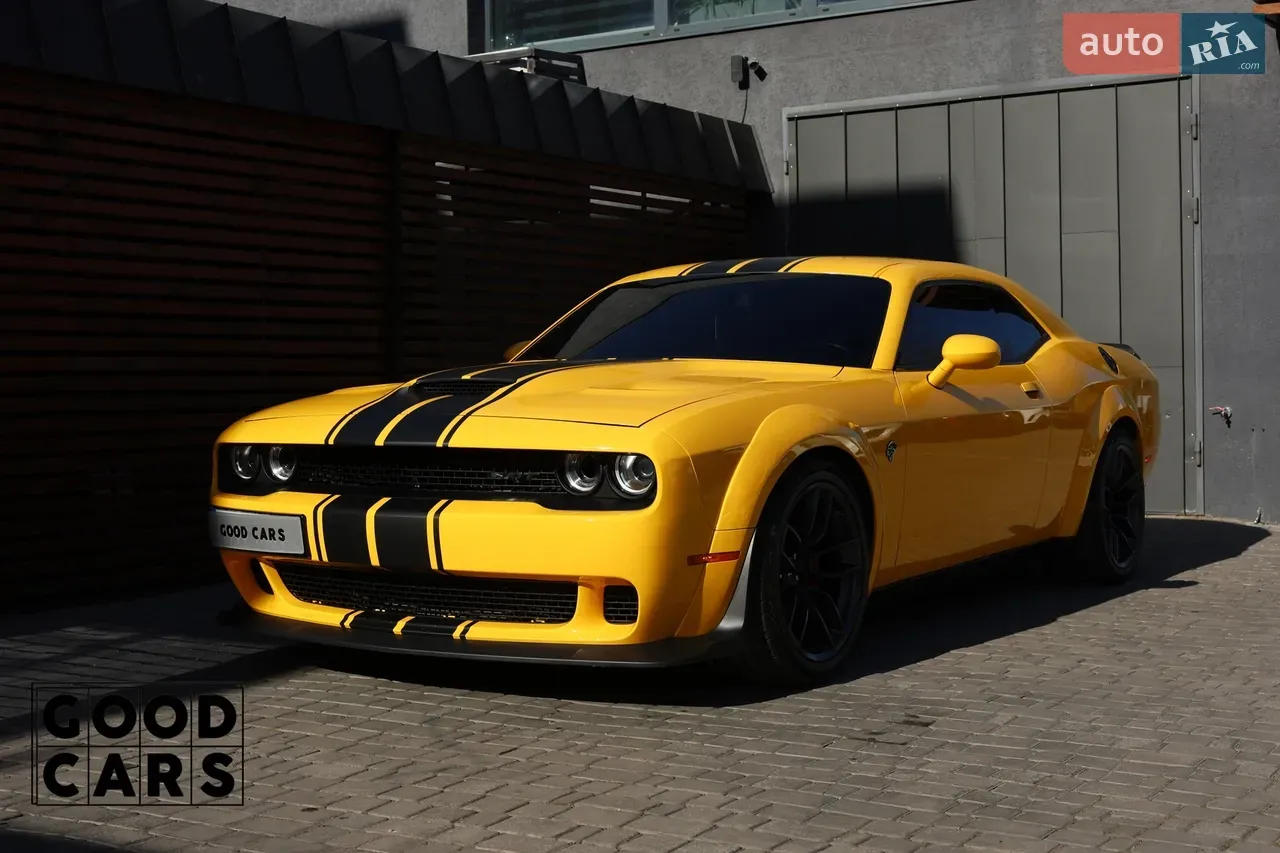 Dodge Challenger 2017 photo 2