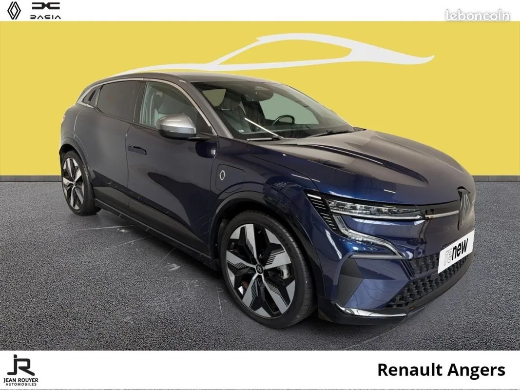 Renault Megane 2023 photo 2