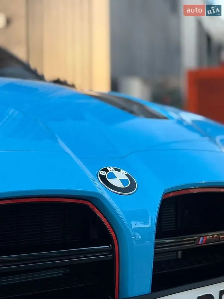 BMW M4 2024 photo 3