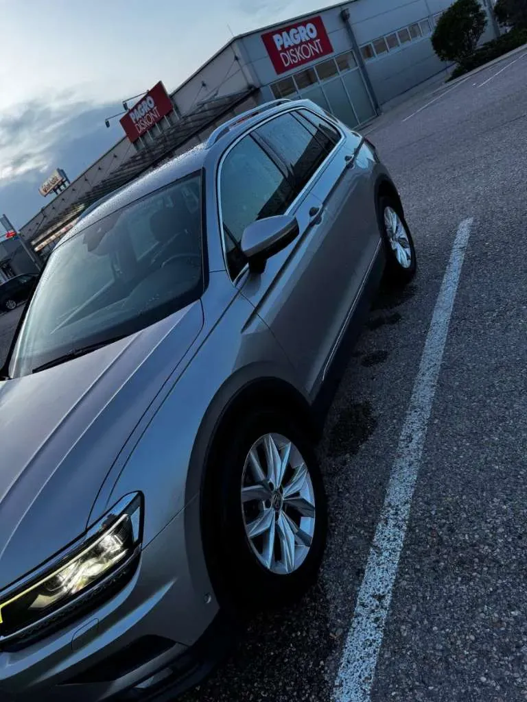 Volkswagen Tiguan 2018 photo 2