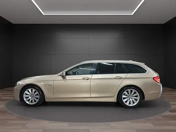 BMW 520D 2011 photo 2