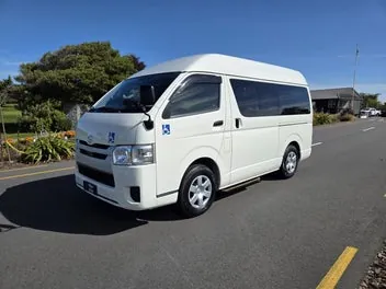Toyota Hiace 2018 photo 4
