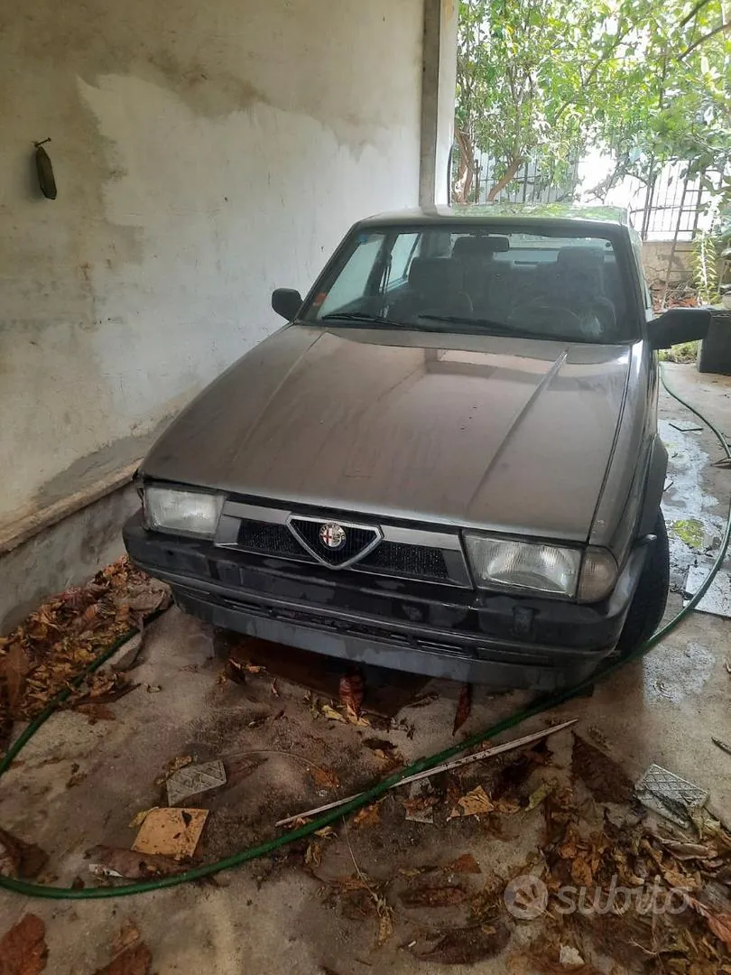Alfa Romeo 75