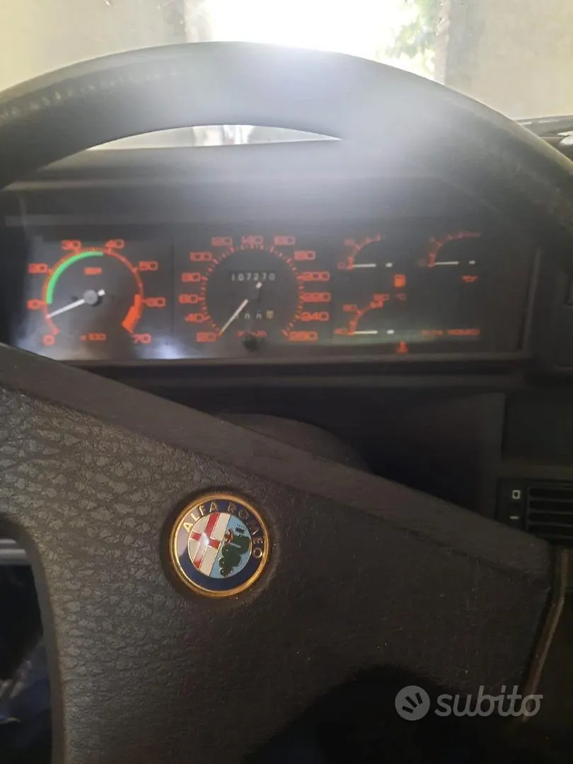 Alfa Romeo 75 1988 photo 4
