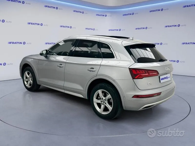 Audi Q5 2017 photo 2