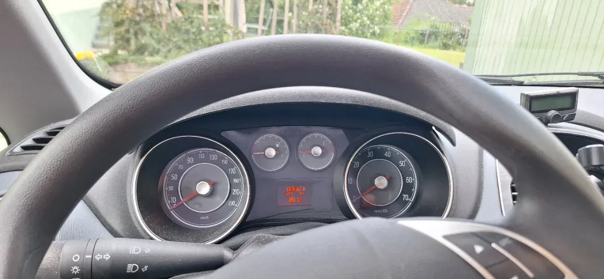 Fiat Punto 2010 photo 3