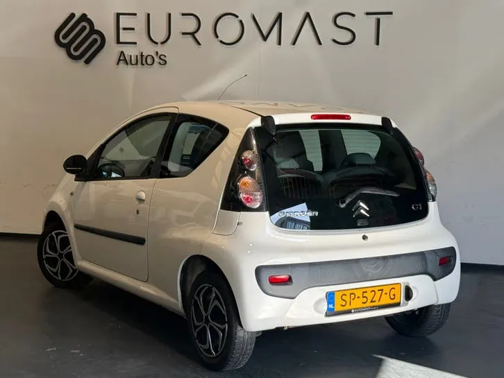 Citroen C1 2012 photo 3