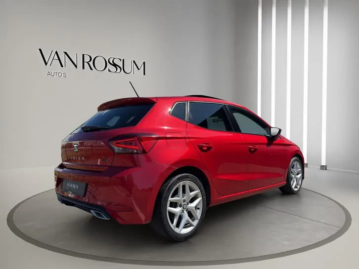 Seat Ibiza 2018 photo 3