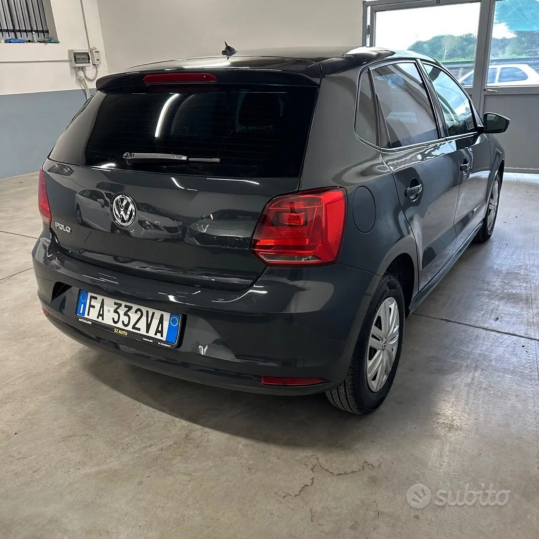 Volkswagen Polo 2015 photo 4