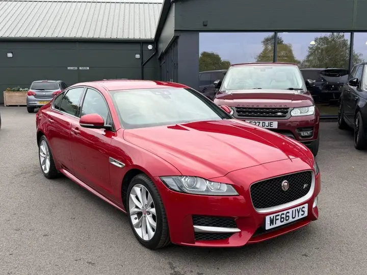 Jaguar Xf 2016 photo 5