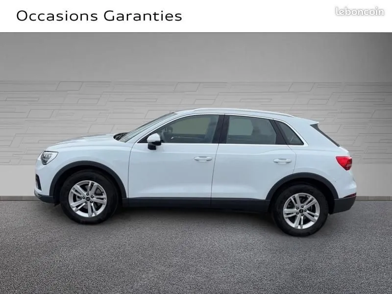 Audi Q3 2022 photo 2