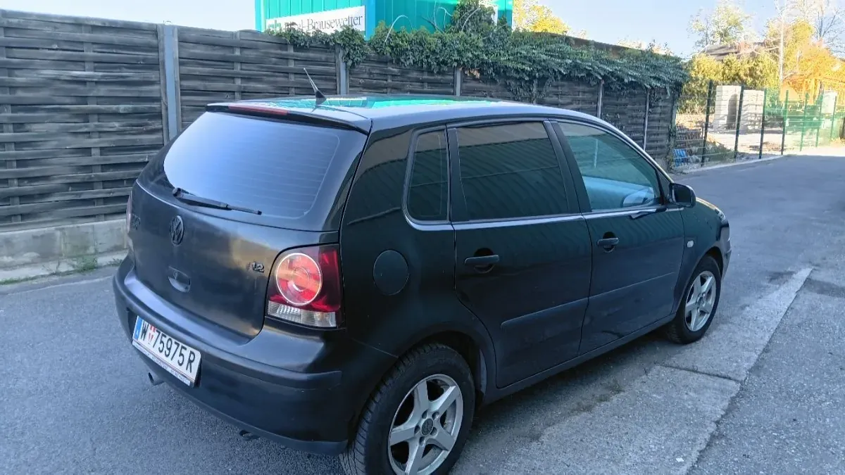 Volkswagen Polo 2003 photo 3