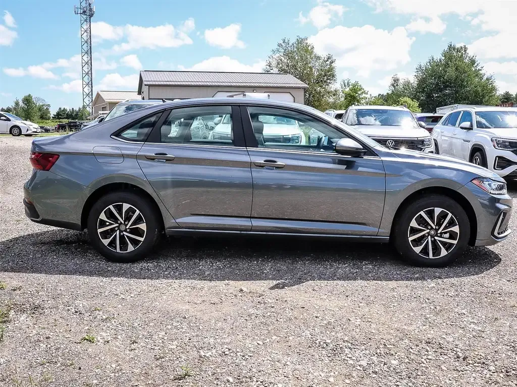 Volkswagen Jetta 2026 photo 3
